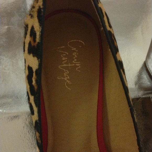 Leopard print 3 in horsehair material 7 1/2 in dress shoes - Picture 4 of 7